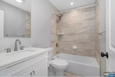 102 Charlton, Lodi, NJ 07644 - Photo 15