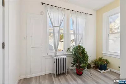 129 Brookwood Street, East Orange, NJ 07018 - Photo 21