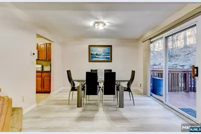 6 Hanson Place 6 #6, Wayne, NJ 07470 - Photo 11