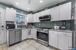 47 Browertown Rd, Little Falls Township, NJ 07424 - Photo 7