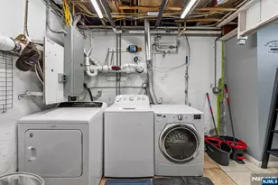 47 Browertown Rd, Little Falls Township, NJ 07424 - Photo 33