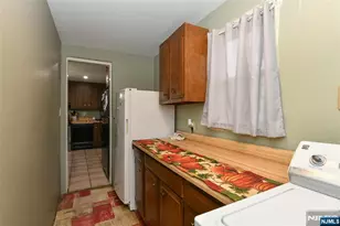 32 Grove St, Wanaque, NJ 07465 - Photo 15