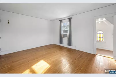 1329 Dickerson Road, Teaneck Township, NJ 07666 - Photo 15