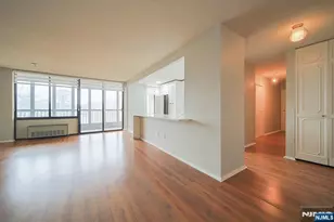 200 Winston Dr 217, Cliffside Park, NJ 07010 - Photo 3