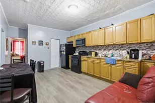 31 Dover St, Paterson, NJ 07501 - Photo 9