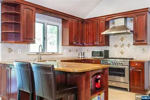 31 Cheyenne Dr, Montville Township, NJ 07045 - Photo 15