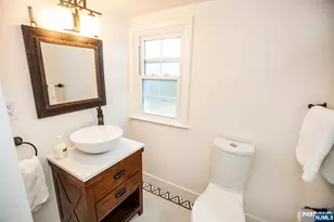 109 Franklin Ave, Oakland, NJ 07436 - Photo 21