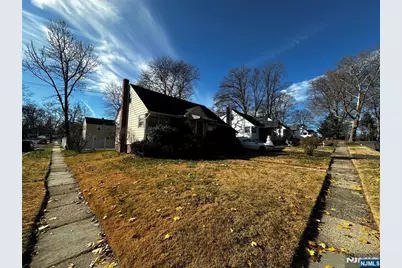 538 Dietz Street, Roselle, NJ 07203 - Photo 7