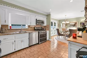 4 Hemlock St, Montvale, NJ 07645 - Photo 11