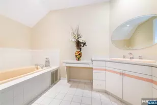 10 Sunny Ln, Green Township, NJ 07821 - Photo 33