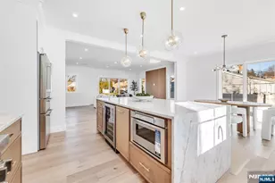 285 Wayne Ave, River Edge, NJ 07661 - Photo 15
