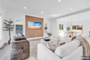 285 Wayne Ave, River Edge, NJ 07661 - Photo 7