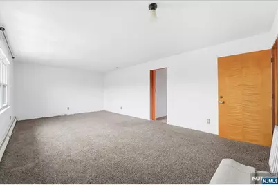 203 Westervelt Place, Lodi, NJ 07644 - Photo 5