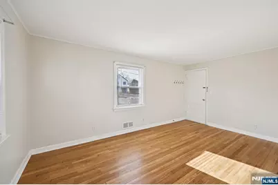 73 Horton Avenue, Hawthorne, NJ 07506 - Photo 9