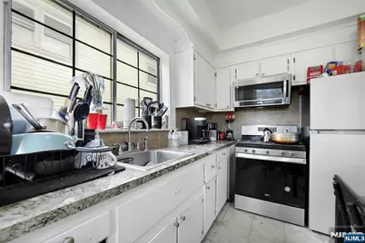 42 Lakeshore Drive, Prospect Park, NJ 07508 - Photo 13