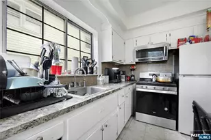 42 Lakeshore Dr, Prospect Park, NJ 07508 - Photo 13