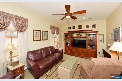 51 Momar Drive, Bergenfield, NJ 07621 - Photo 15