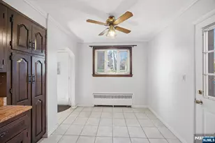 1026 Jassamine Way, Fort Lee, NJ 07024 - Photo 7