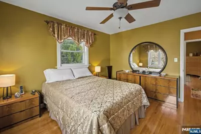 398 Central Avenue, Hawthorne, NJ 07506 - Photo 13