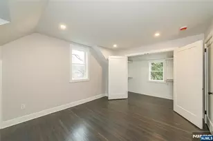 86 Lake W Dr, Wayne, NJ 07470 - Photo 17