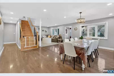 301 South Parkway, Clifton, NJ 07014 - Photo 5