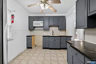 44 Liberty St, Clifton, NJ 07013 - Photo 7