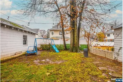 736 Lake, Newark, NJ 07104 - Photo 23