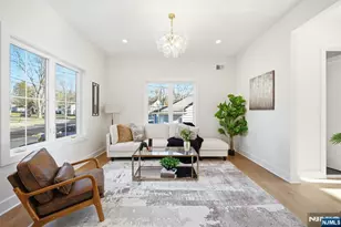 4 Maplewood Dr, Livingston, NJ 07039 - Photo 11