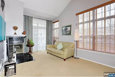 1141 Hyde Park Court, Mahwah, NJ 07430 - Photo 5