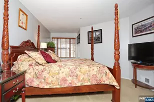 1141 Hyde Park Ct, Mahwah, NJ 07430 - Photo 21