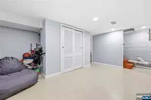 42 S Demarest Ave, Bergenfield, NJ 07621 - Photo 27