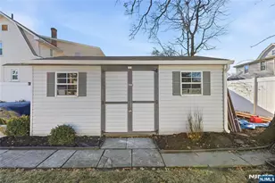 42 S Demarest Ave, Bergenfield, NJ 07621 - Photo 37