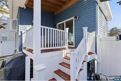 42 S Demarest Avenue, Bergenfield, NJ 07621 - Photo 39