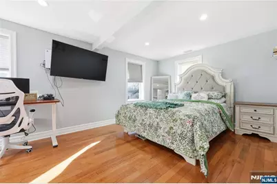 42 S Demarest Avenue, Bergenfield, NJ 07621 - Photo 15