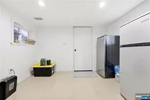 42 S Demarest Ave, Bergenfield, NJ 07621 - Photo 31