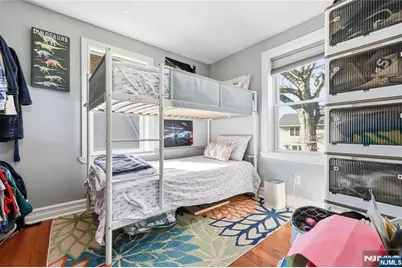 42 S Demarest Avenue, Bergenfield, NJ 07621 - Photo 19