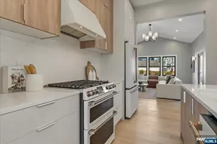 36 James St, Montclair, NJ 07042 - Photo 7