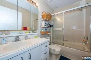 75 Union Street 5E, Hackensack, NJ 07601 - Photo 17