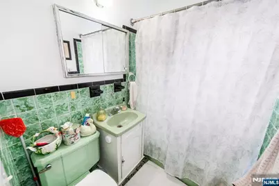 33 Graydon Terrace, Clifton, NJ 07013 - Photo 25