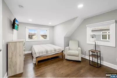 348 Wilson Avenue, Lyndhurst Township, NJ 07071 - Photo 37