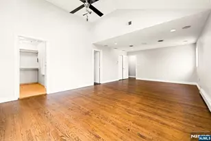 16 Gressinger Rd, Wayne, NJ 07470 - Photo 19