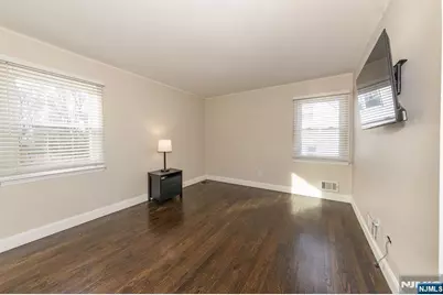 22 Ridgeview Drive, Woodland Park, NJ 07424 - Photo 9