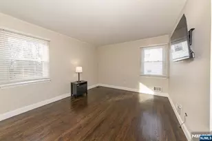 22 Ridgeview Dr, Woodland Park, NJ 07424 - Photo 9