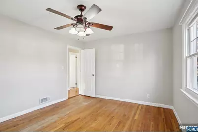 72 Charlton Avenue, Lodi, NJ 07644 - Photo 13