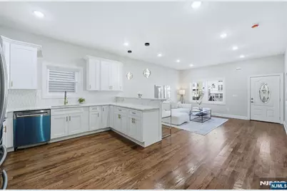 46 Eppirt Street, East Orange, NJ 07018 - Photo 7