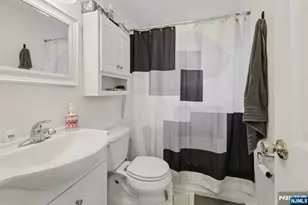 102 Sheridan Ave, Clifton, NJ 07011 - Photo 27