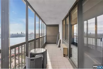 200 Winston Drive 1711 #1711, Cliffside Park, NJ 07010 - Photo 9