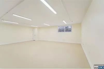 8 Masterson Court, Waldwick, NJ 07463 - Photo 43