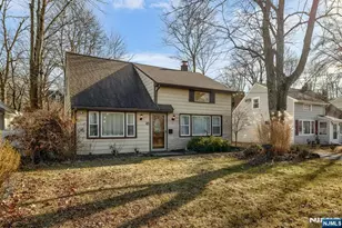 41 Hunterdon Rd, West Orange Township, NJ 07052 - Photo 3