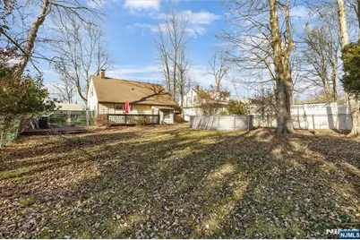 41 Hunterdon Road, West Orange Township, NJ 07052 - Photo 37